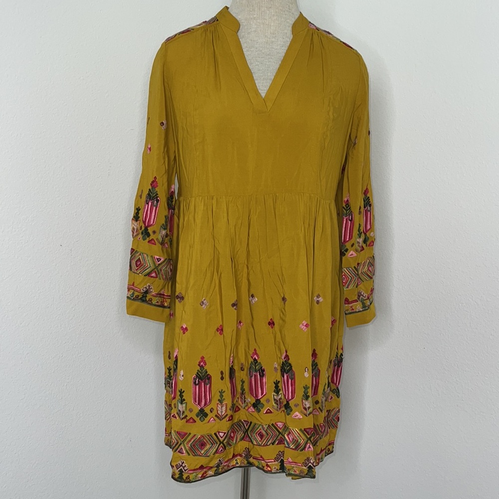 🔹 Floreat Embroidered Frock Dress